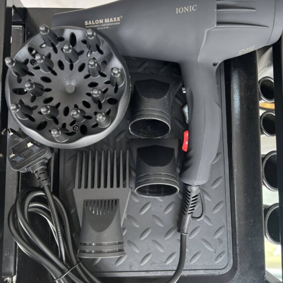 Salon maxx ionic dryer