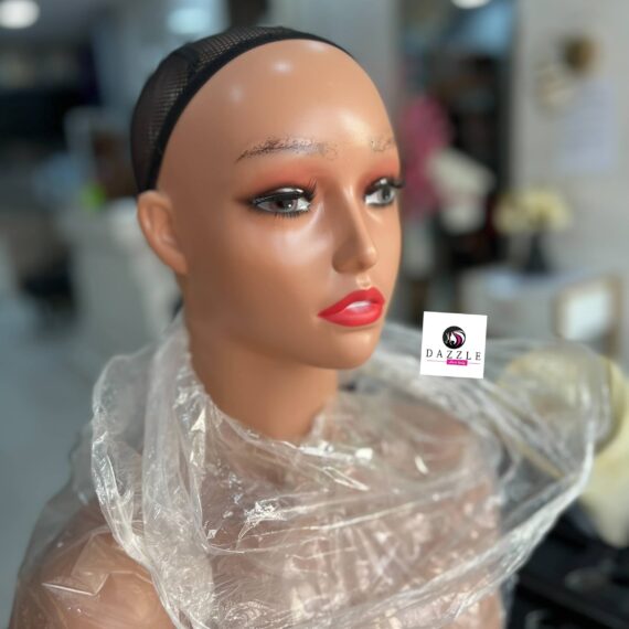 Full shoulder realistic mannequin (red lips)